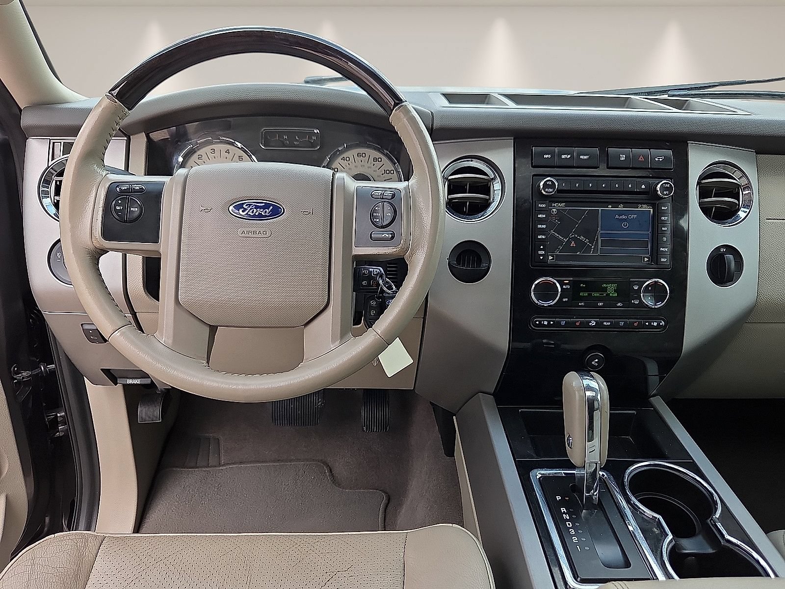 Used 2014 Ford Expedition EL Limited w/ Equipment Group 301A RWD image 13