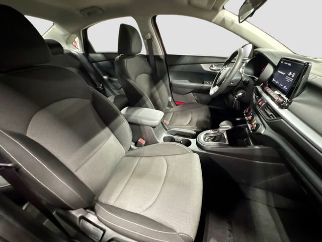 Used 2023 Kia Forte LXS image 26