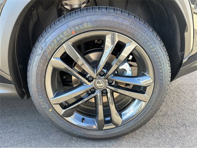 Used 2026 Lexus NX 450h+ AWD w/ Luxury Package image 22