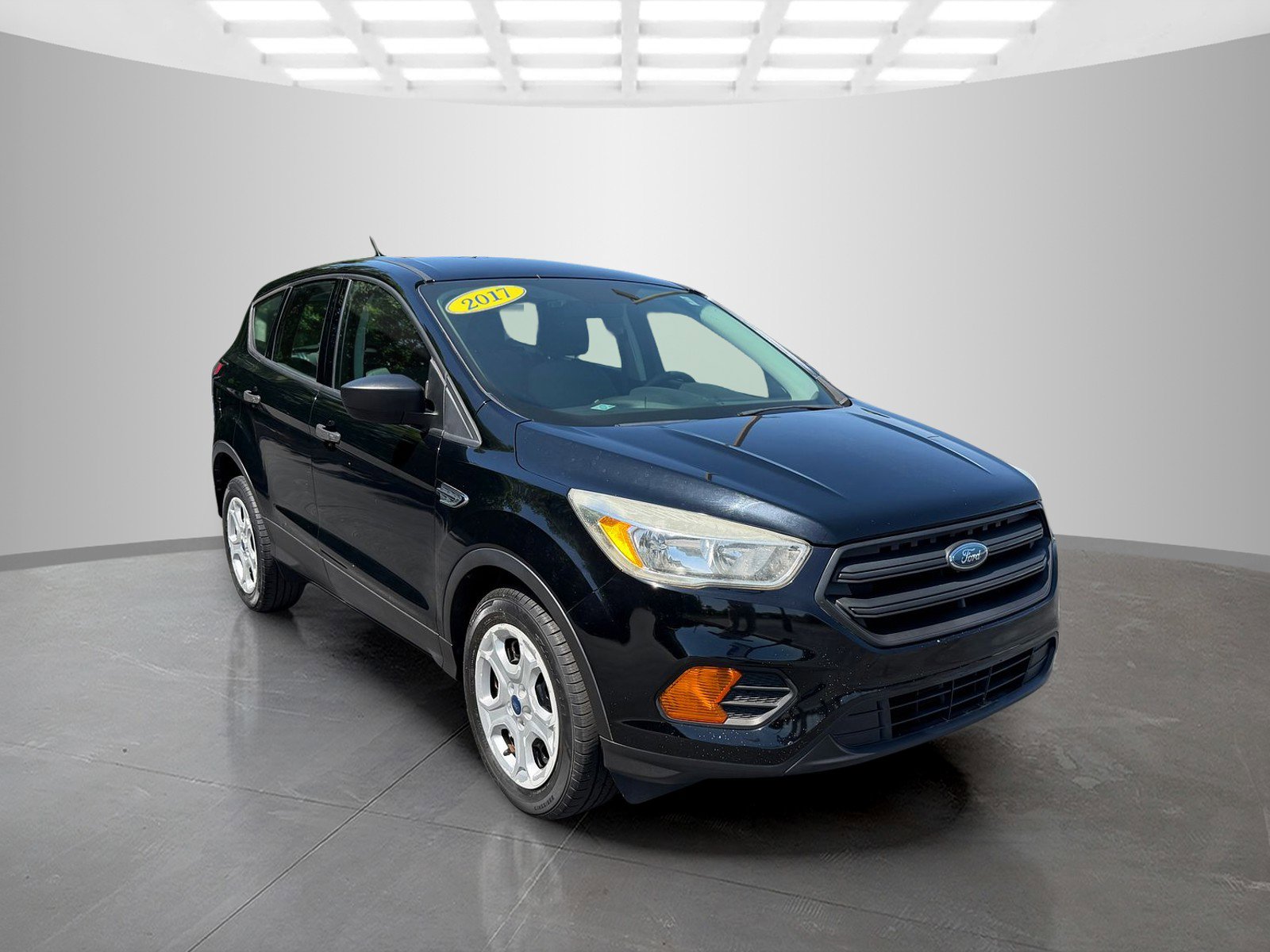Used 2017 Ford Escape S FWD image 5