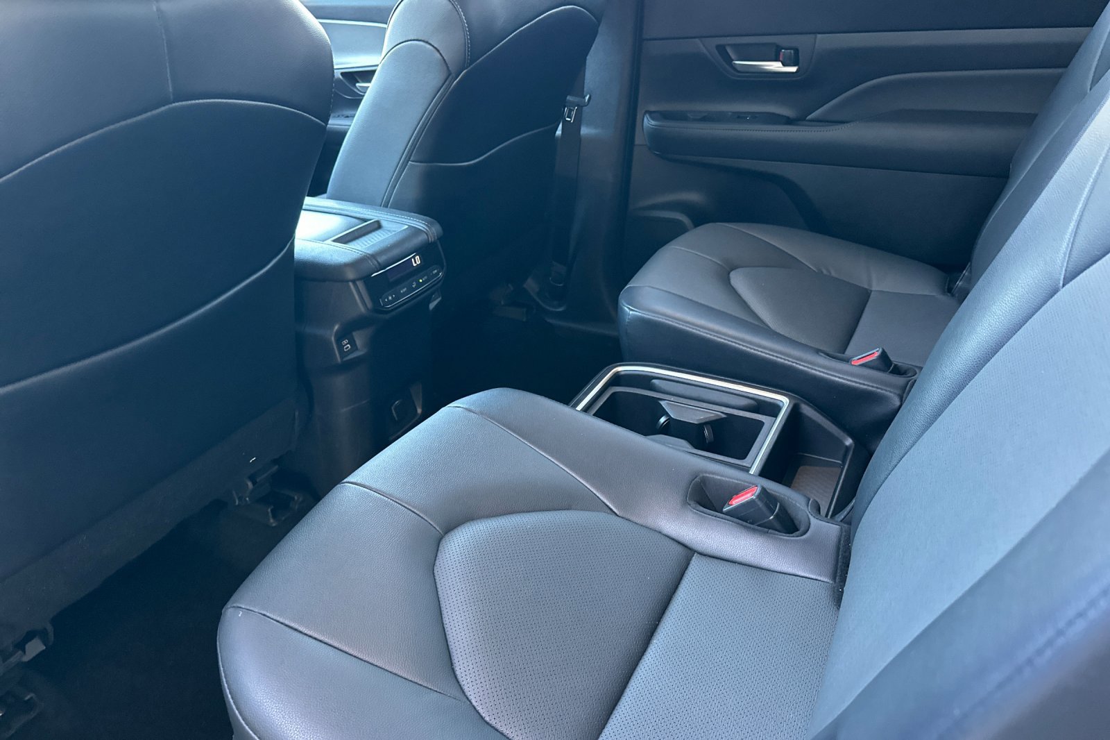 Certified 2025 Toyota Grand Highlander FWD image 12