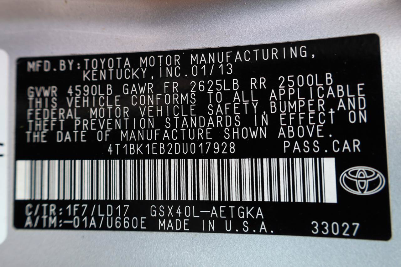 Used 2013 Toyota Avalon XLE FWD image 16
