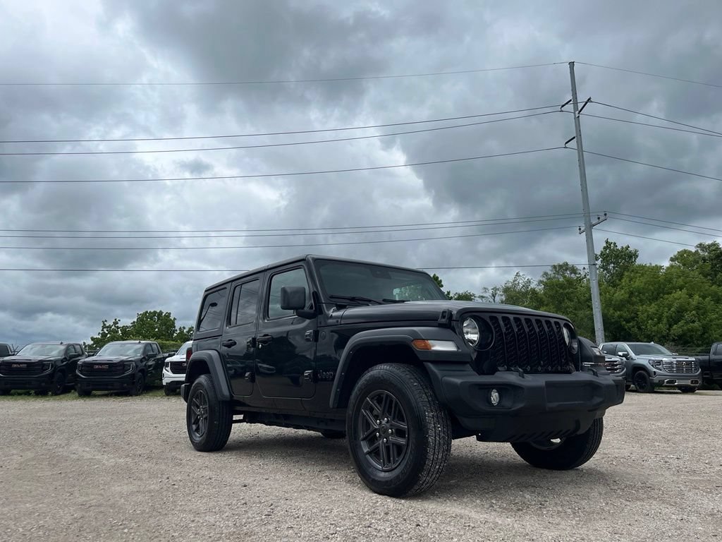 Used 2024 Jeep Wrangler Unlimited Sport AWD/4WD image 5