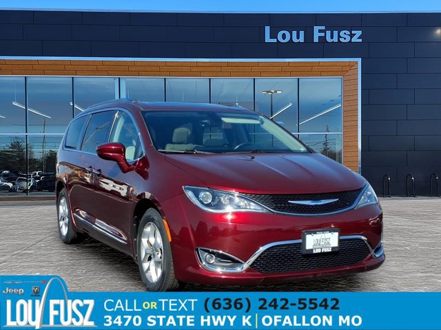 Used 2018 Chrysler Pacifica Touring-L Plus w/ Tire & Wheel Group