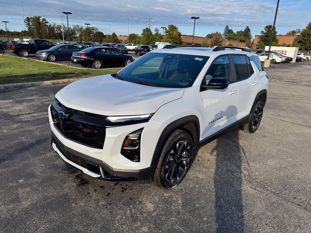 New 2027 Chevrolet Equinox RS w/ Safety and Technology Package AWD/4WD image 3