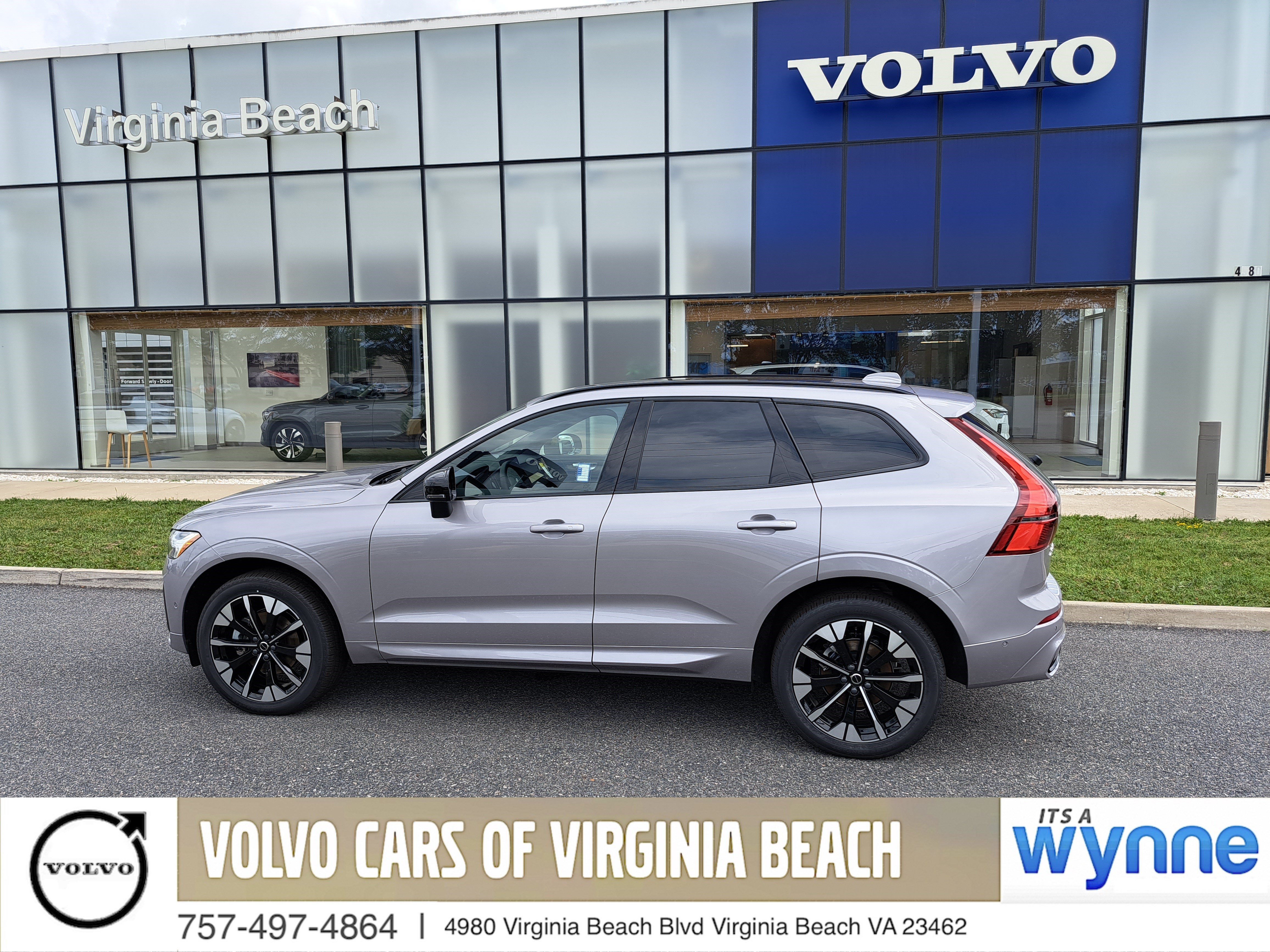 New 2026 Volvo XC60 B5 Plus w/ Protection Package Premier