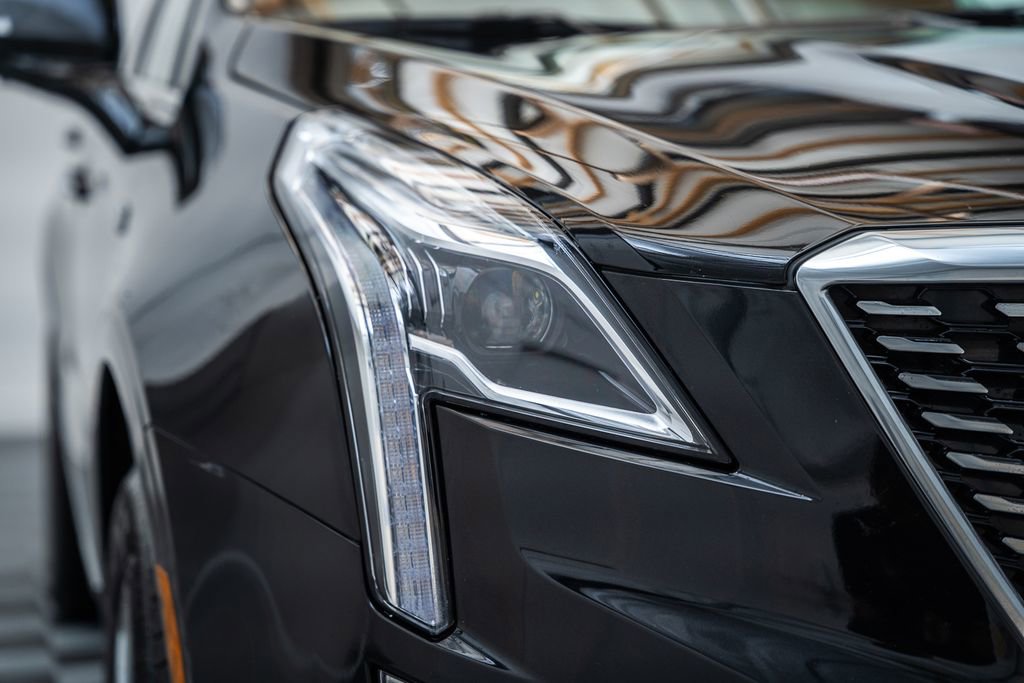 Used 2021 Cadillac XT5 Premium Luxury FWD image 14