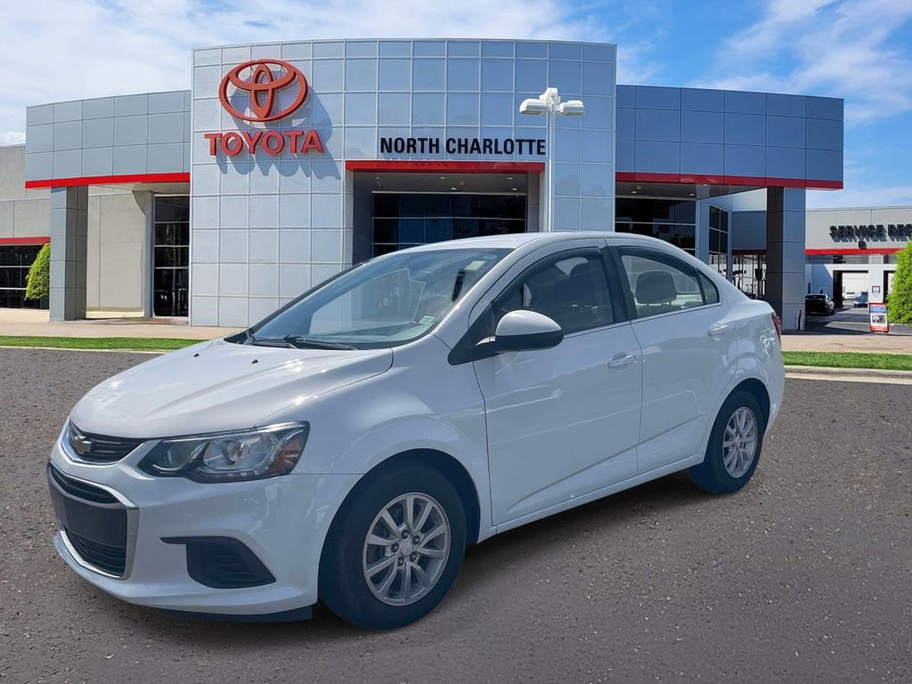 Used 2020 Chevrolet Sonic LT FWD image 3