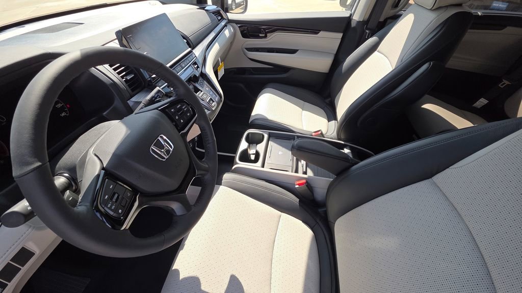 New 2026 Honda Odyssey Elite image 13