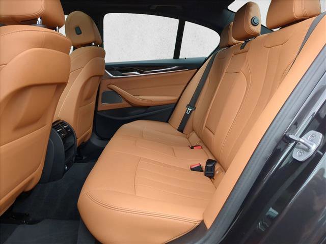Used 2023 BMW 530i xDrive w/ Premium Package image 23