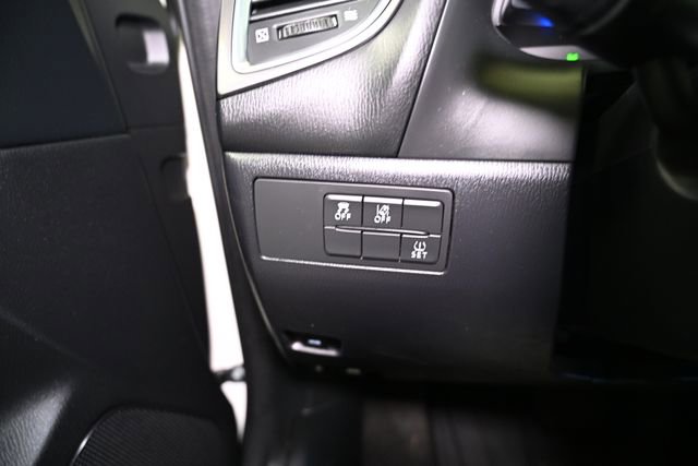 Used 2018 MAZDA MAZDA3 Grand Touring w/ Premium Equipment Package image 37