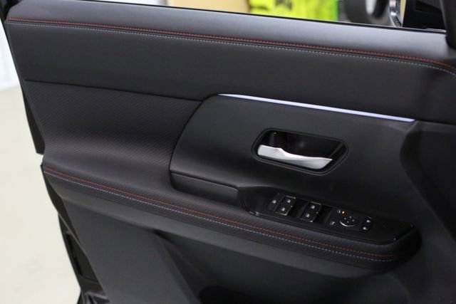New 2026 Nissan Kicks SV w/ Cold Weather Package image 11