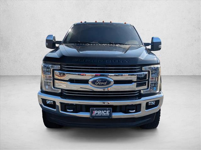 Used 2017 Ford F250 Lariat w/ Chrome Package image 2