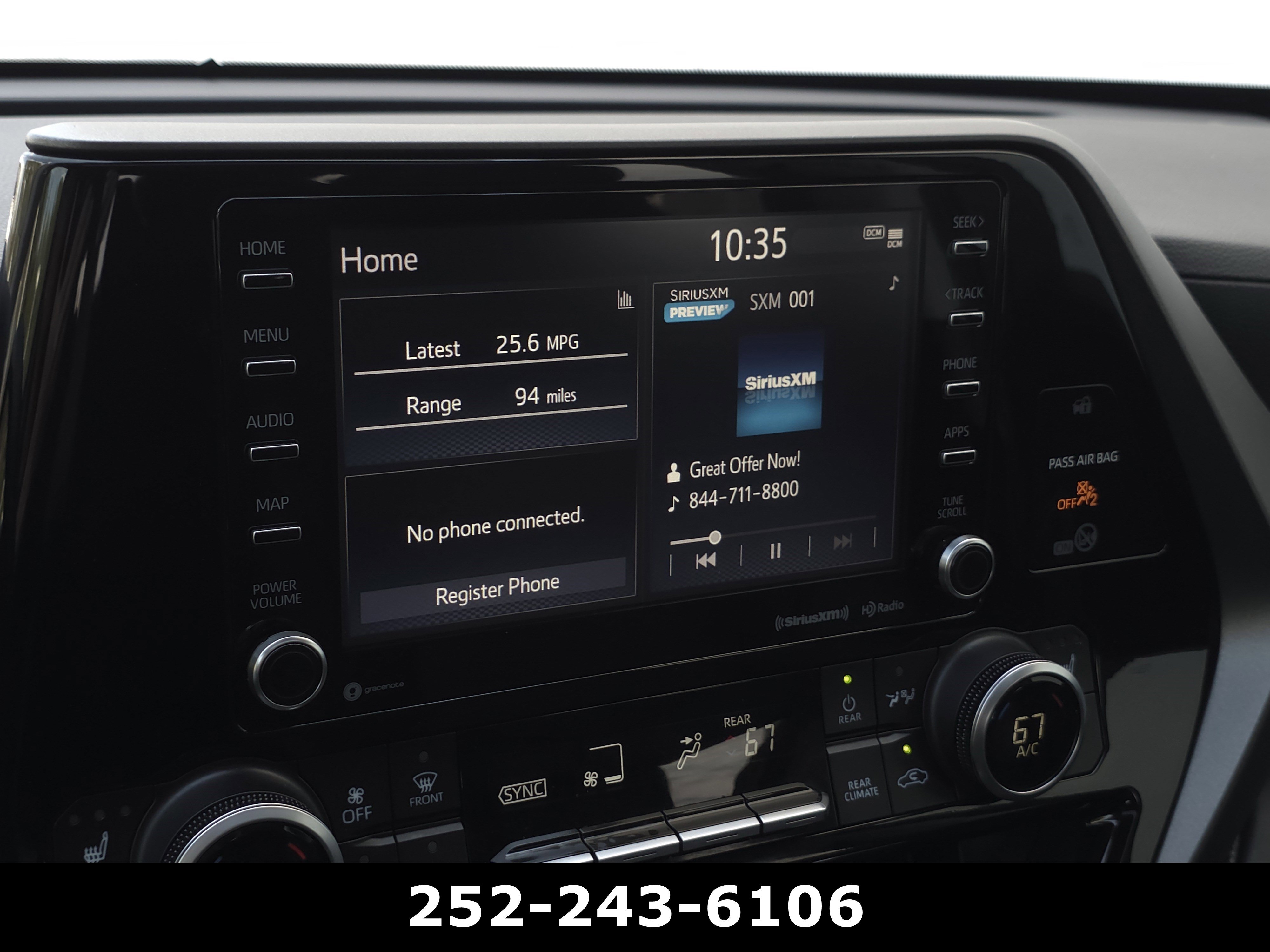 Used 2021 Toyota Highlander XLE image 18