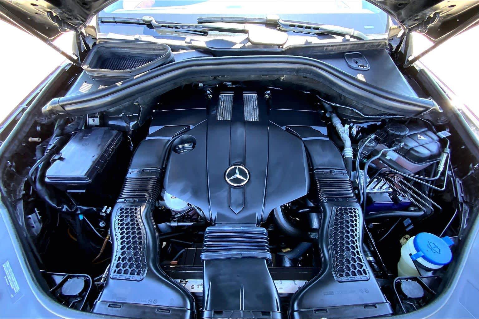 Used 2019 Mercedes-Benz GLS 450 4MATIC image 31