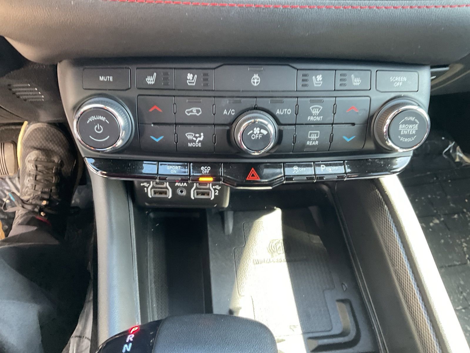 Used 2024 Dodge Durango R/T image 10