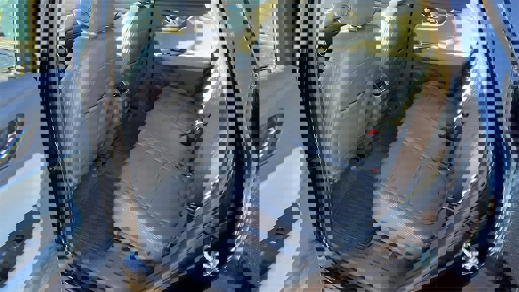 Certified 2020 Chevrolet Blazer LT image 21