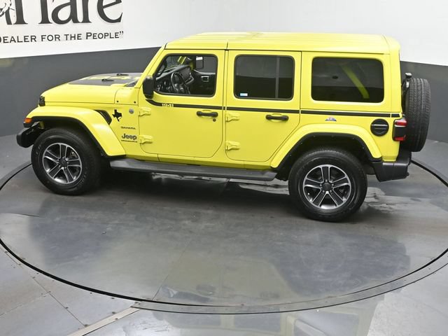 Used 2023 Jeep Wrangler Unlimited Sahara w/ LED Lighting Group AWD/4WD image 42