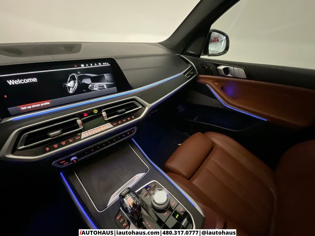 Used 2022 BMW X7 M50i image 19