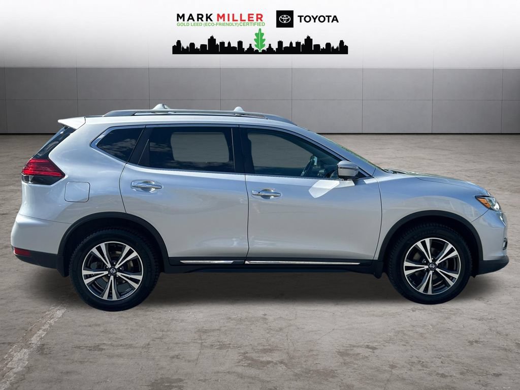 Used 2017 Nissan Rogue SL w/ SL Premium Package AWD/4WD image 7