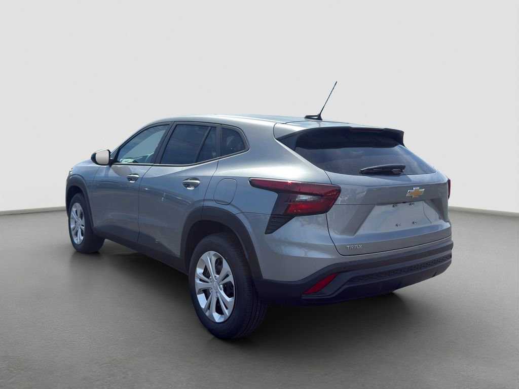 New 2026 Chevrolet Trax LS FWD image 4