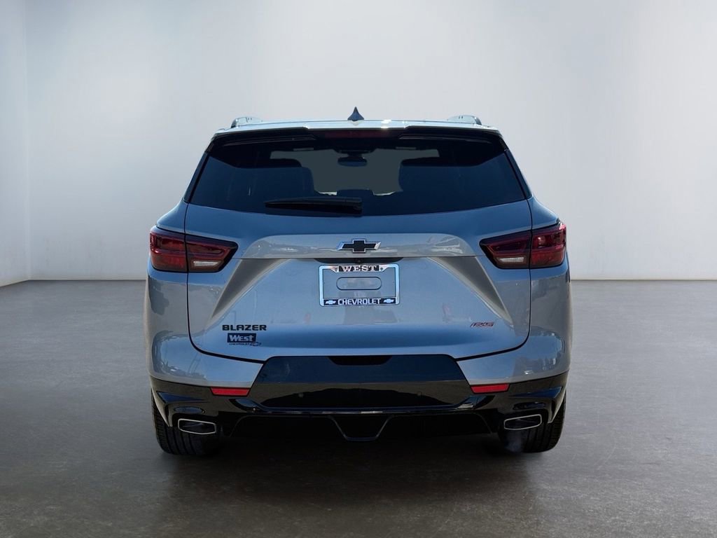 Used 2025 Chevrolet Blazer RS image 4