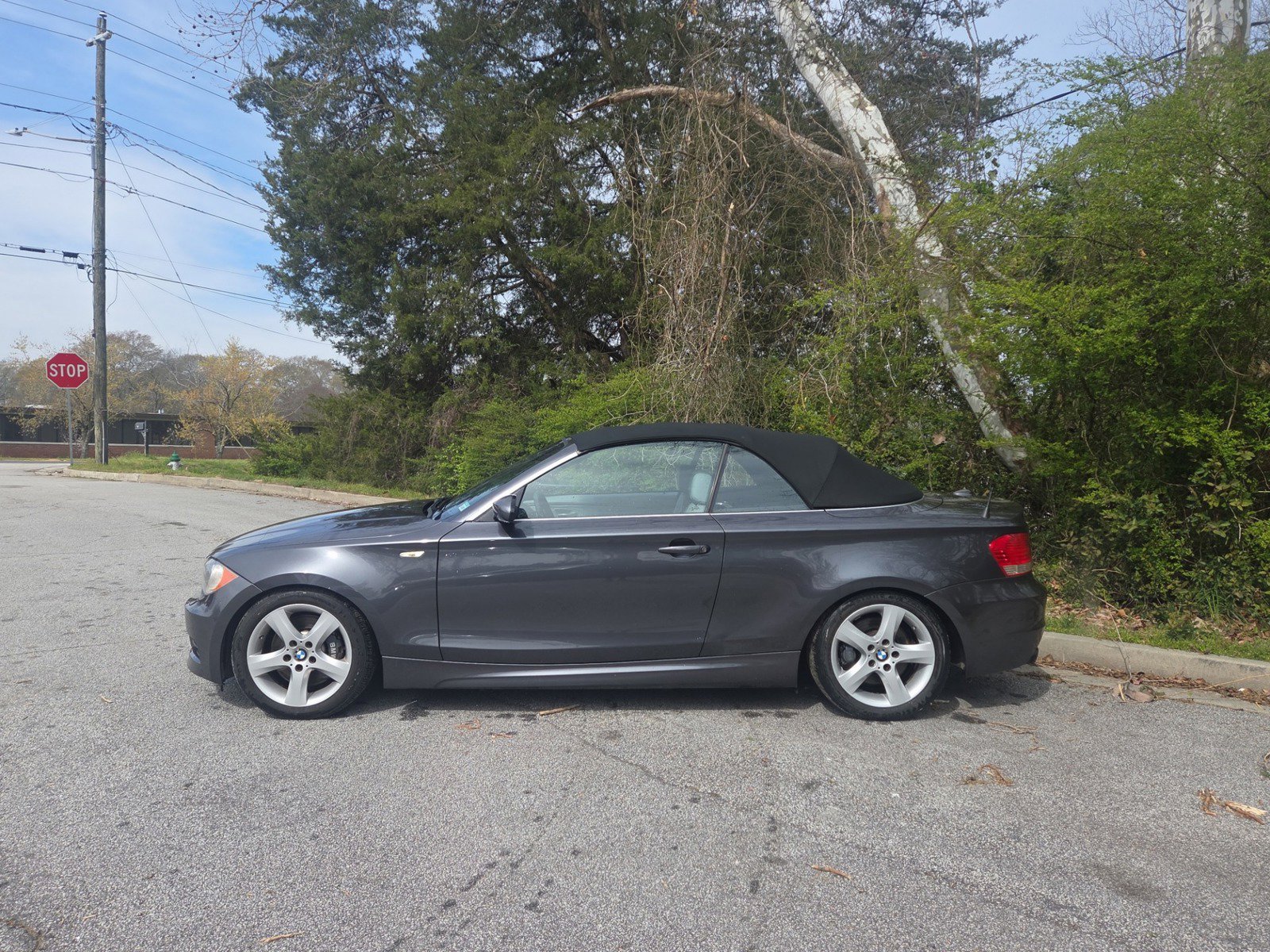 Used 2008 BMW 135i Convertible image 2