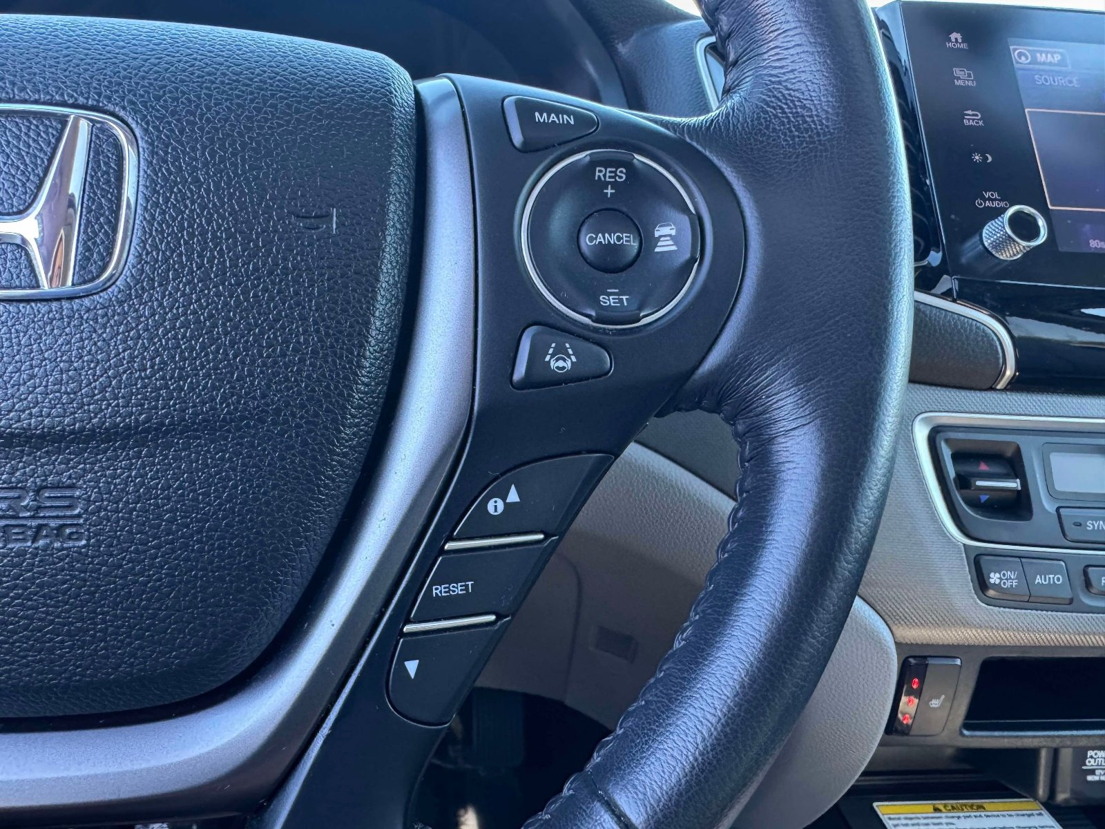 Used 2022 Honda Ridgeline RTL-E image 23