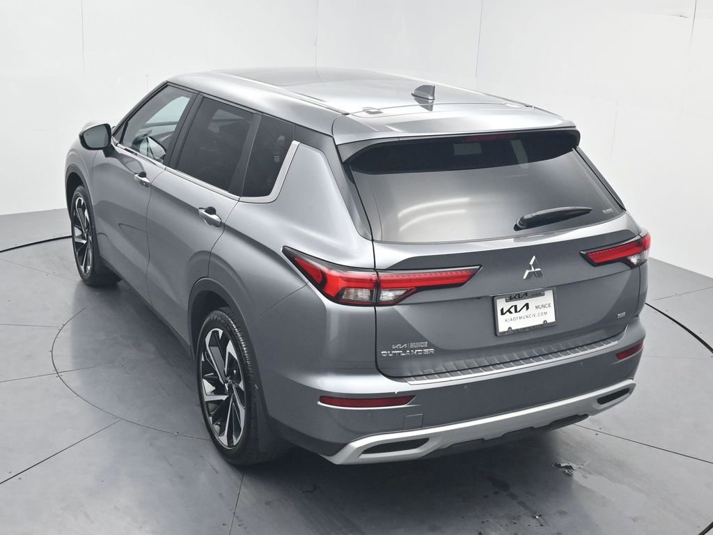 Used 2024 Mitsubishi Outlander SE image 51