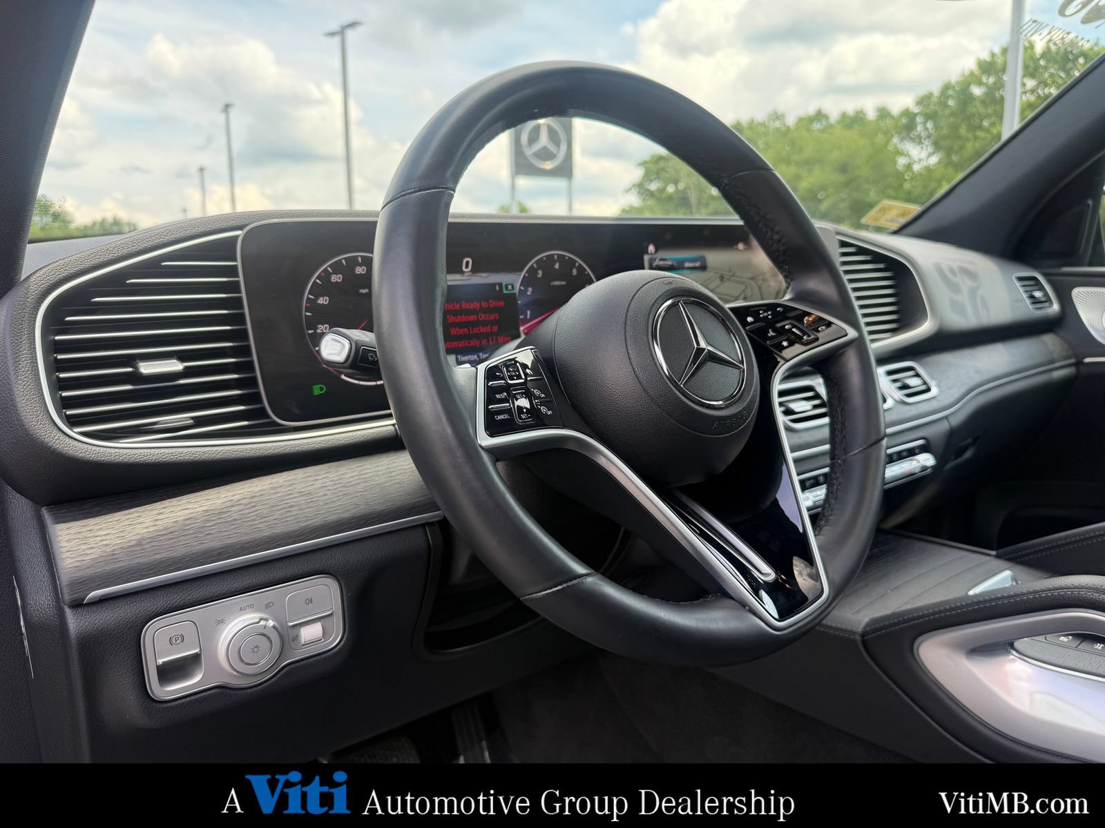 Certified 2025 Mercedes-Benz GLE 350 4MATIC w/ AMG Line Exterior image 17