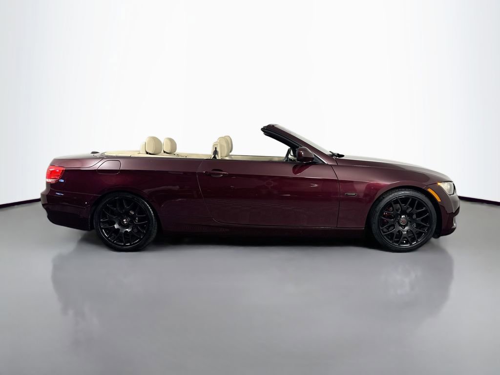 Used 2010 BMW 328i Convertible RWD image 4