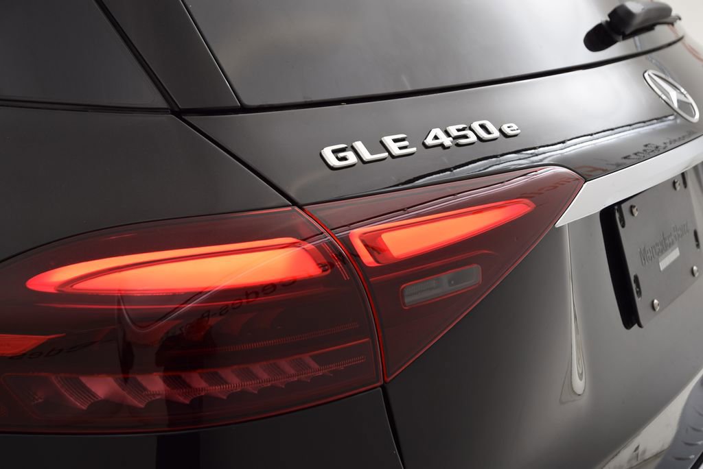 New 2026 Mercedes-Benz GLE 450e 4MATIC image 12