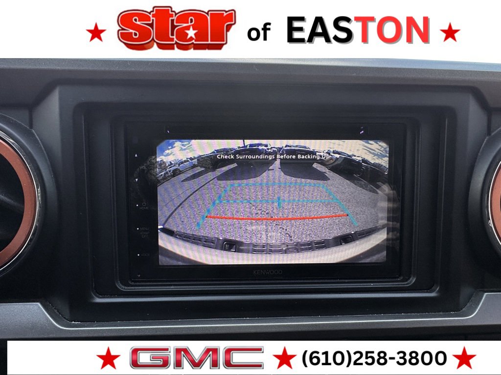 Used 2018 Toyota Tacoma SR5 w/ Exterior Package image 21