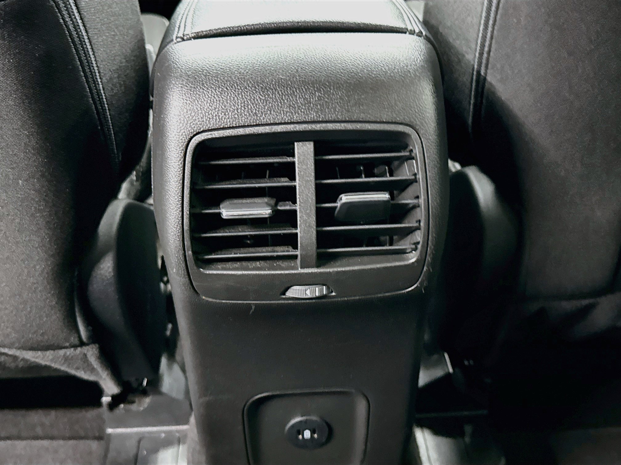 Used 2025 Ford Escape Active FWD image 28