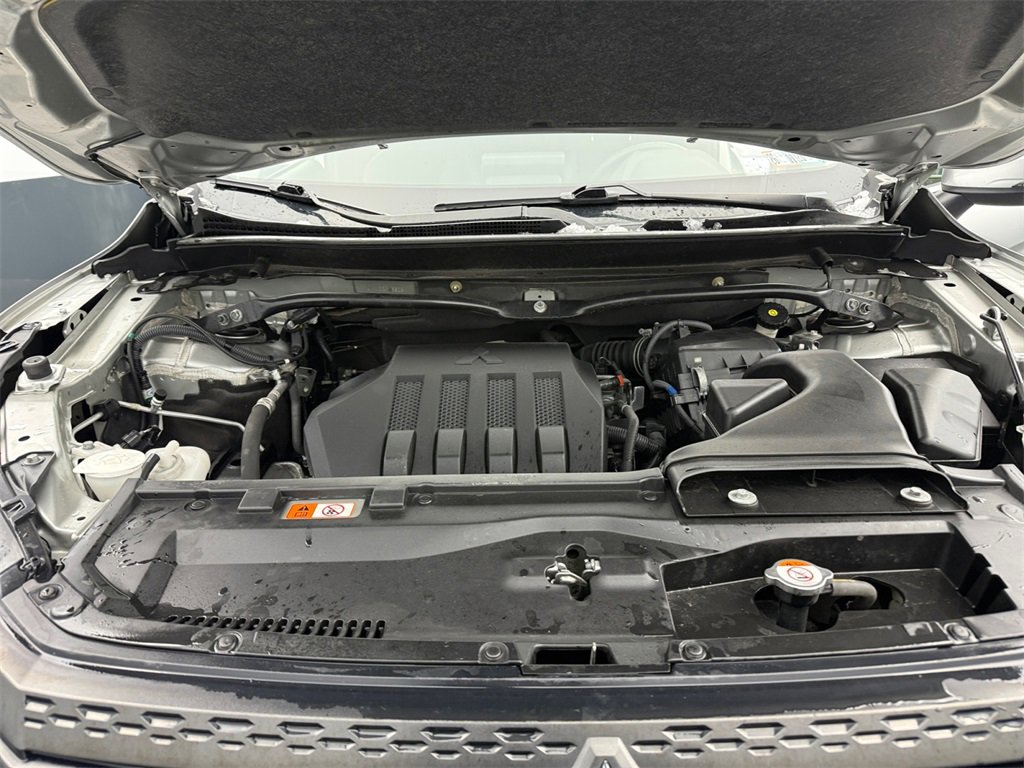 Used 2022 Mitsubishi Eclipse Cross SE image 26