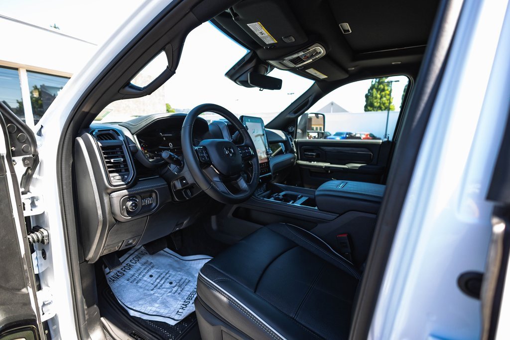 New 2025 RAM 2500 Limited image 19