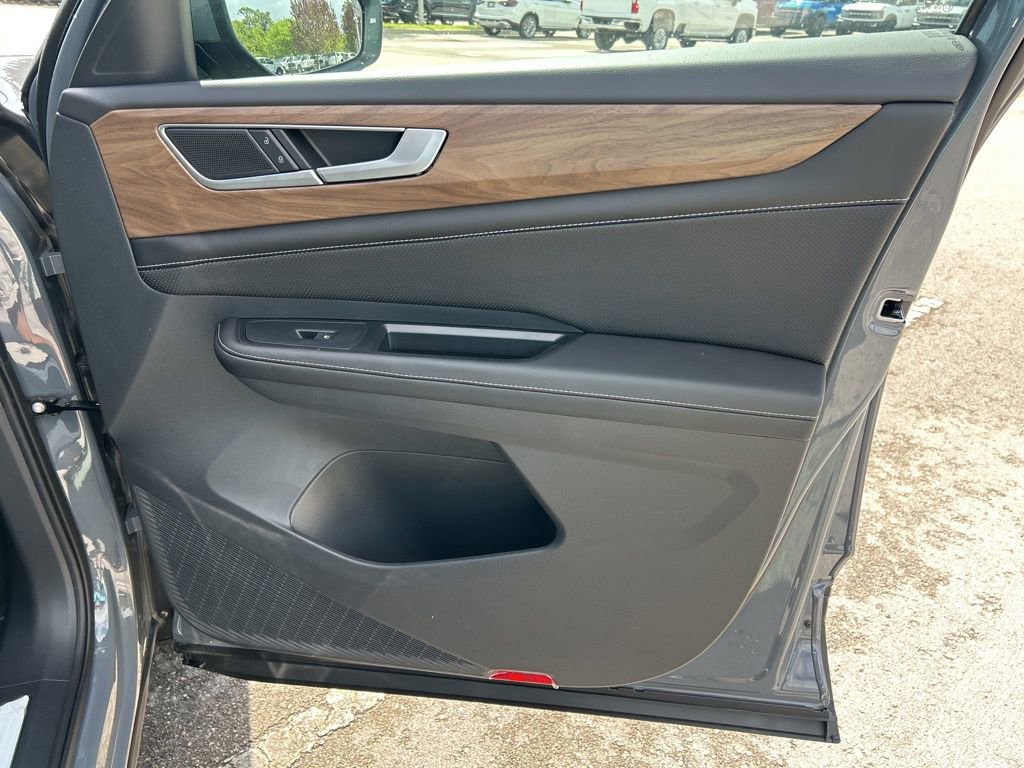 New 2026 Volkswagen Atlas SE FWD image 44