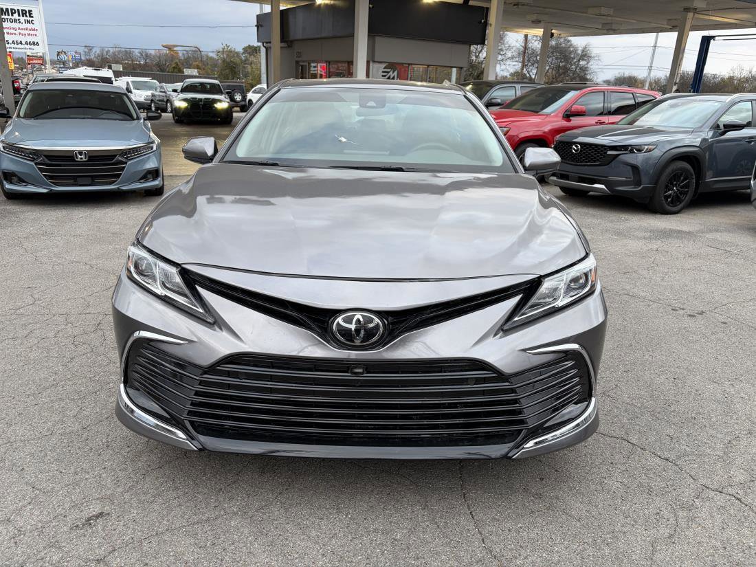 Used 2024 Toyota Camry LE FWD image 2