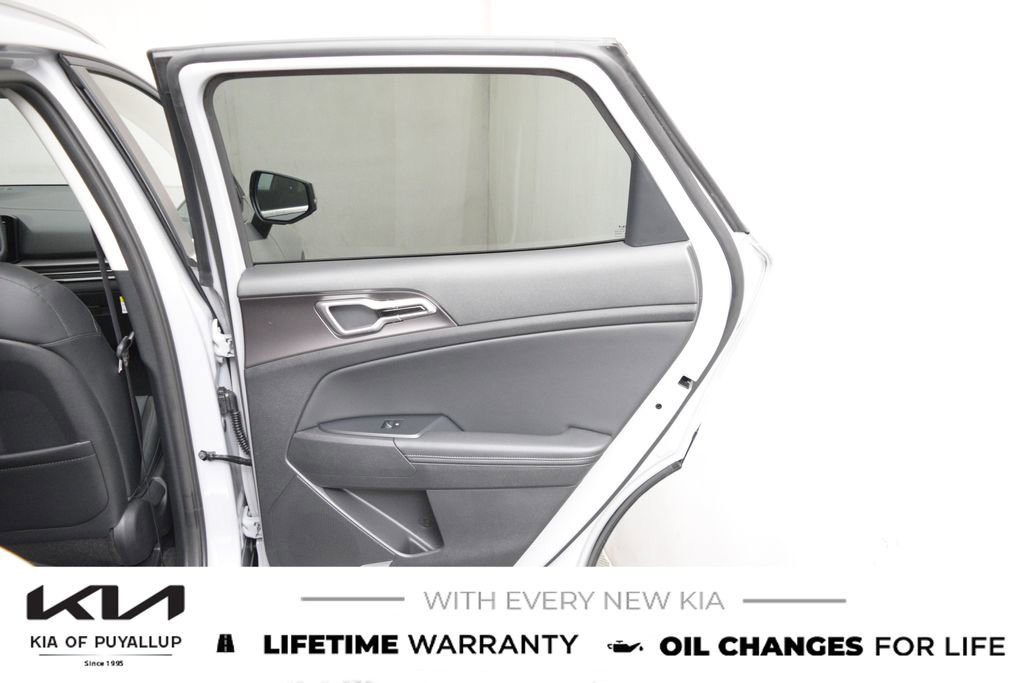 New 2026 Kia Sportage EX image 13