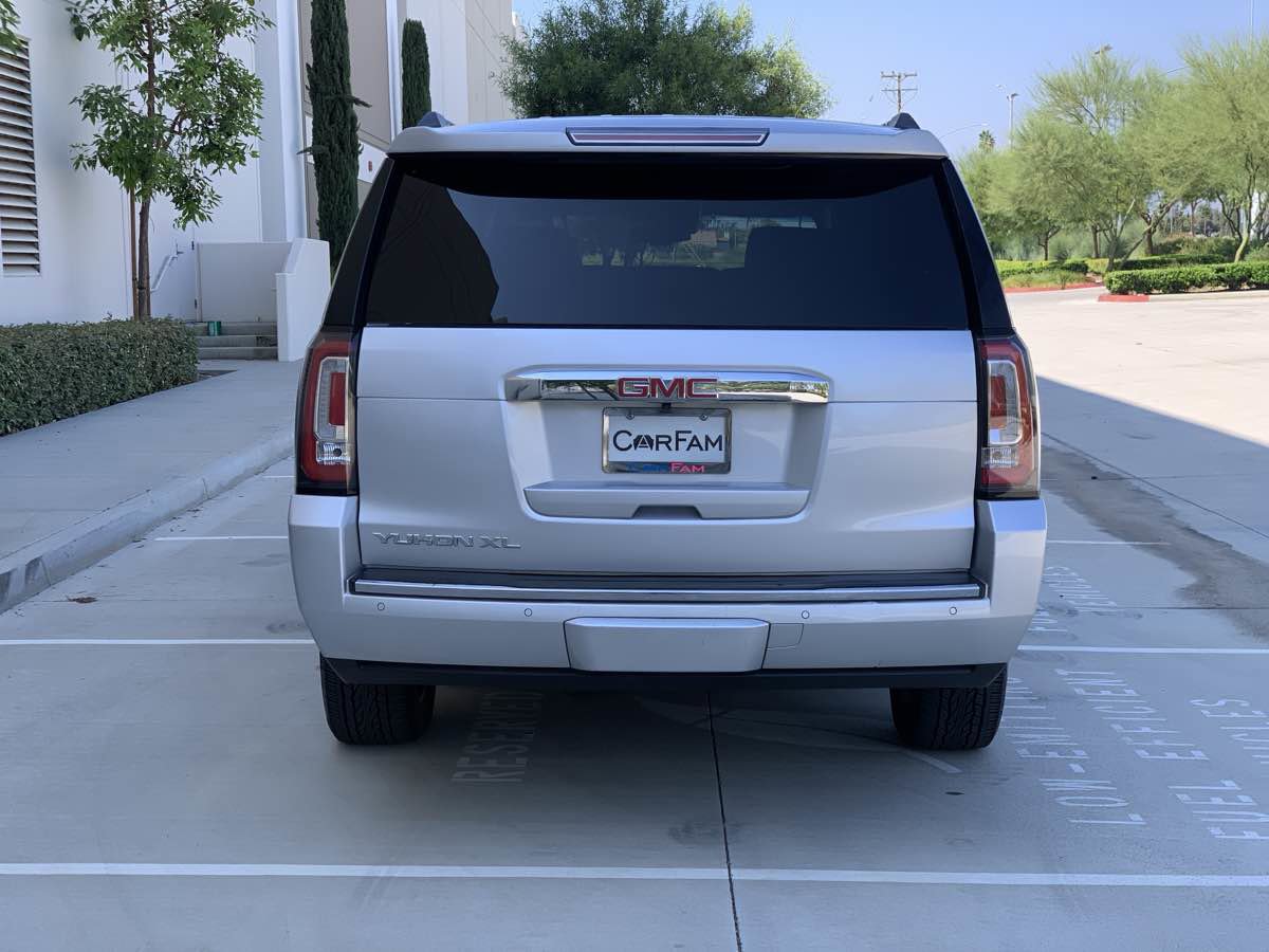 Used 2020 GMC Yukon XL Denali image 5