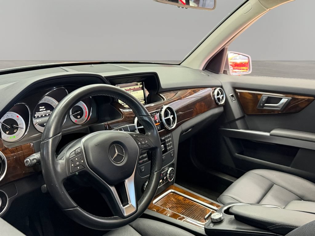 Used 2015 Mercedes-Benz GLK 250 BlueTEC 4MATIC w/ Premium 1 Package image 15