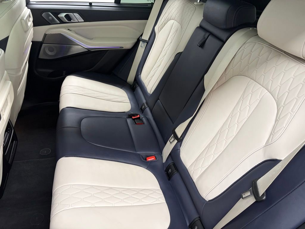Used 2022 BMW X5 M50i w/ Executive Package image 36