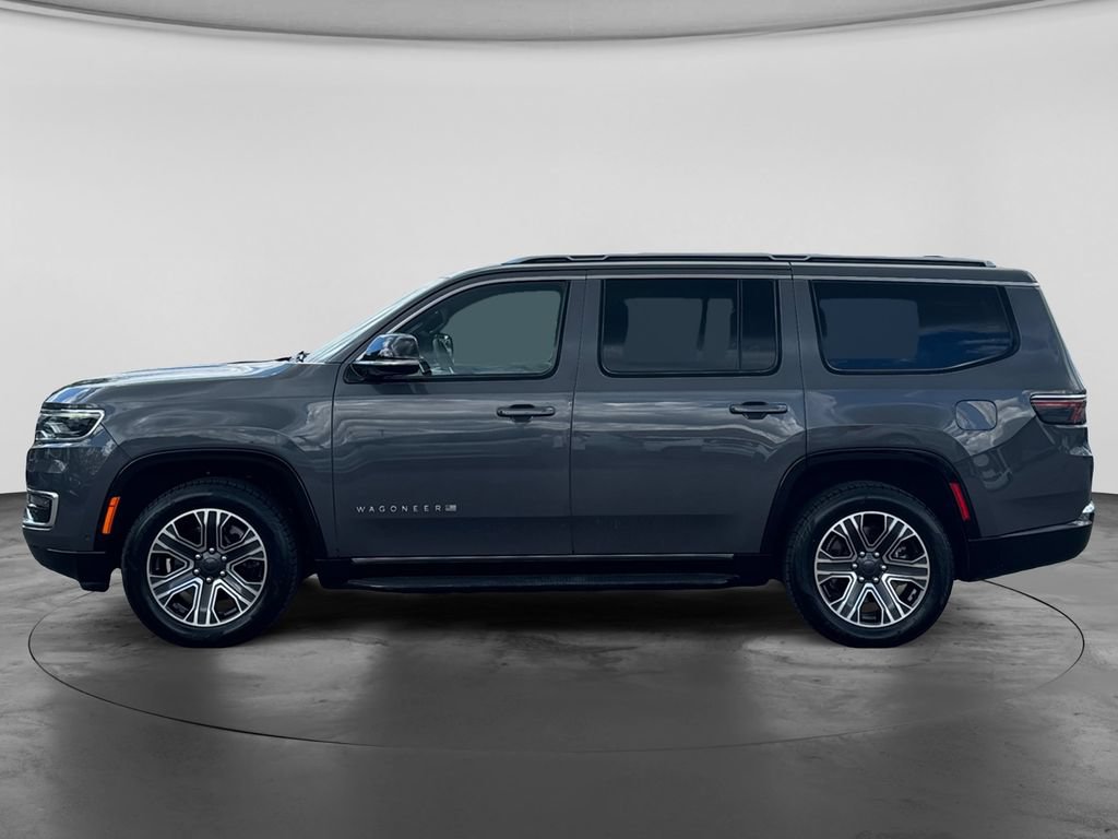 Used 2024 Jeep Wagoneer Series II w/ Flexible Seating Group AWD/4WD image 6