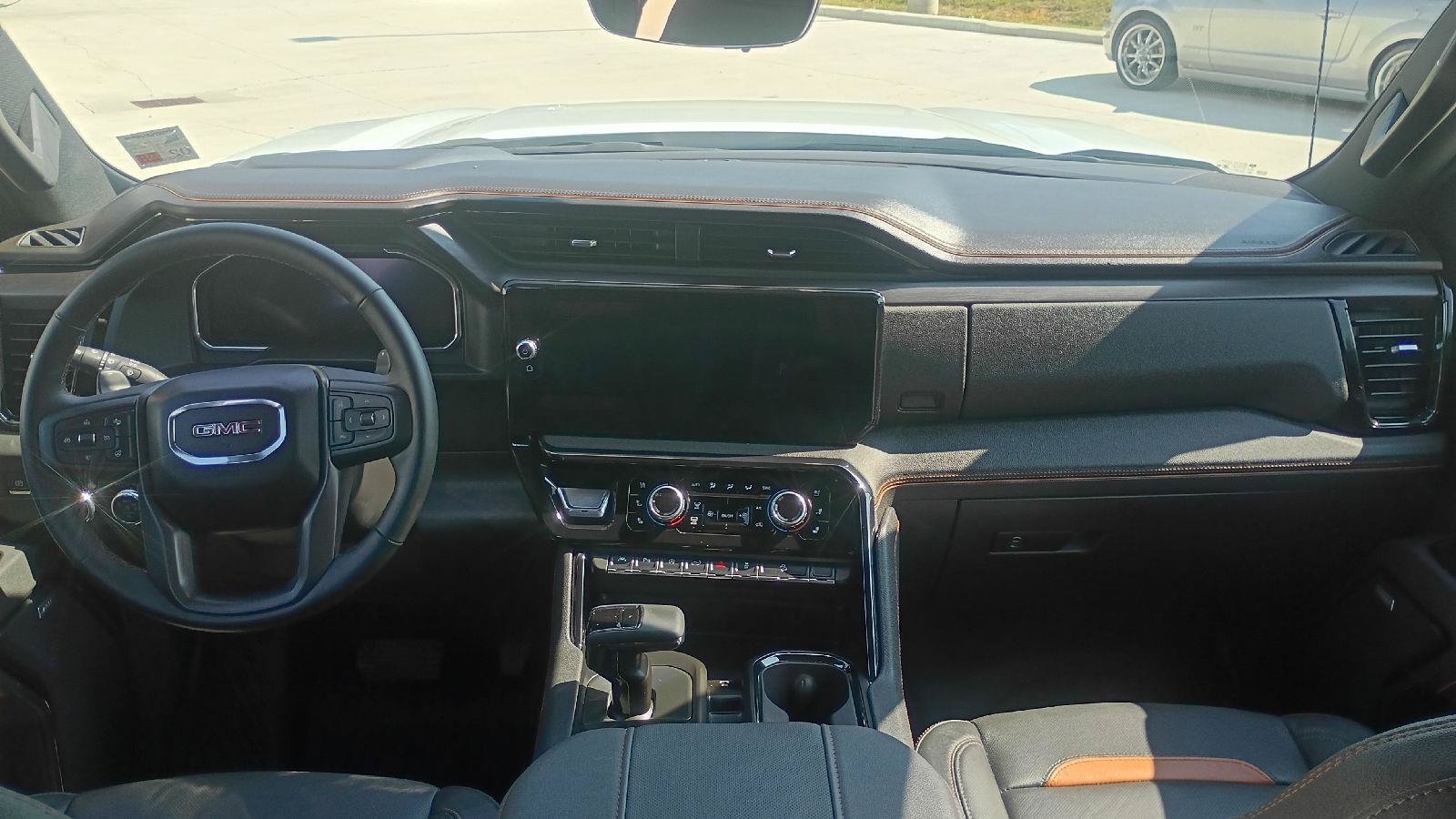 Used 2026 GMC Sierra 1500 AT4 w/ Technology Package AWD/4WD image 15