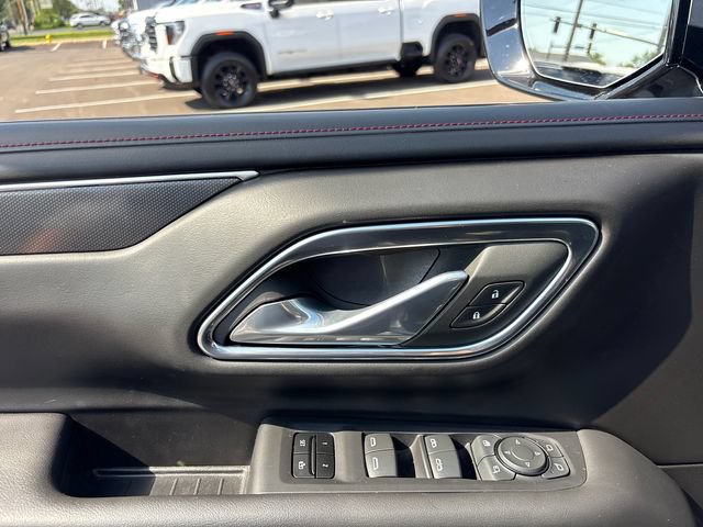 Used 2024 Chevrolet Tahoe RST w/ Luxury Package AWD/4WD image 15