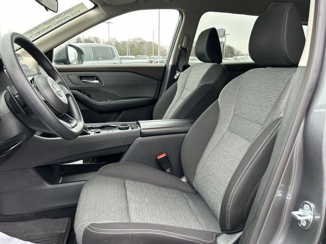 Certified 2023 Nissan Rogue SV image 17