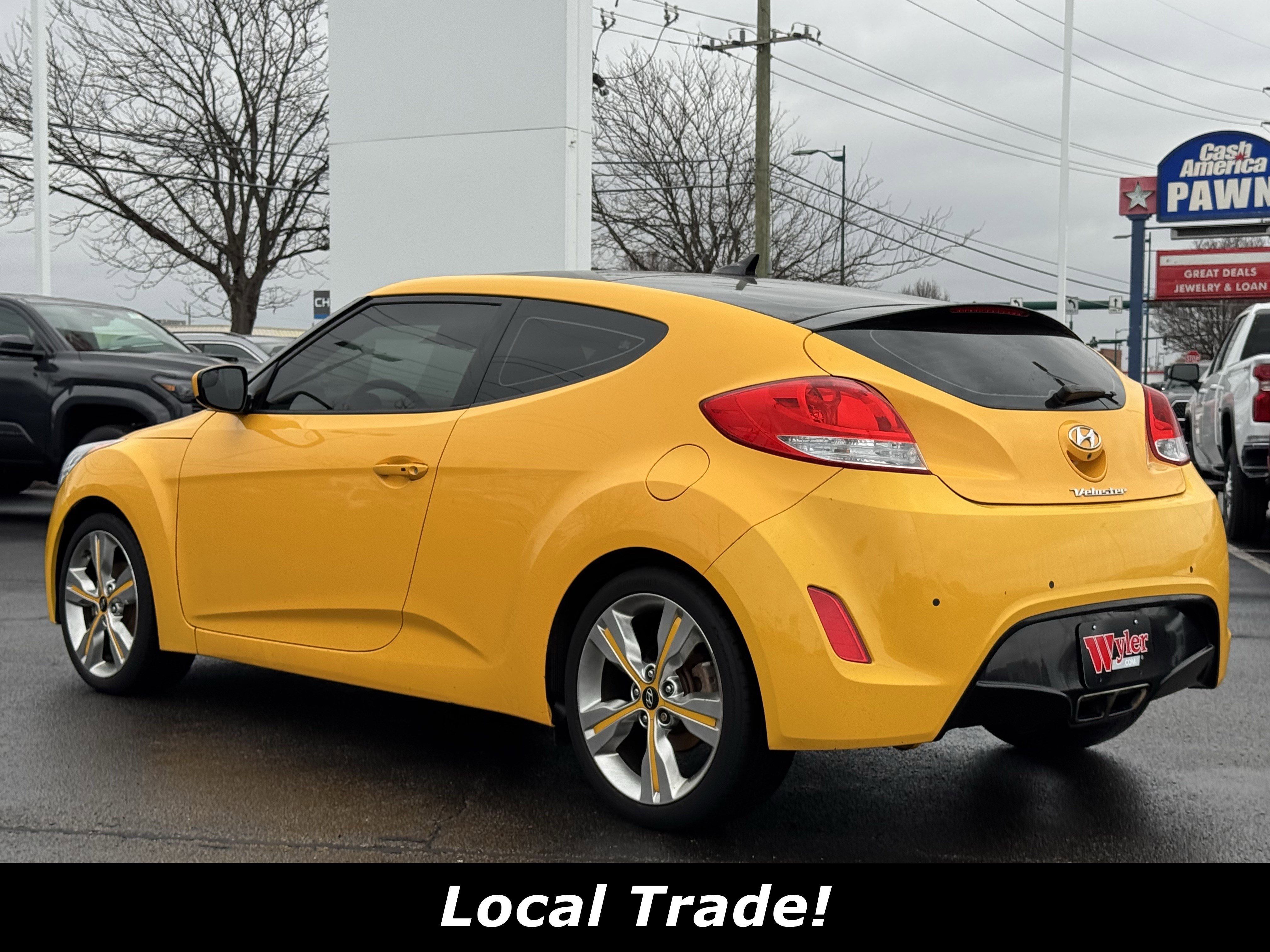 Used 2016 Hyundai Veloster w/ Option Group 02 image 2