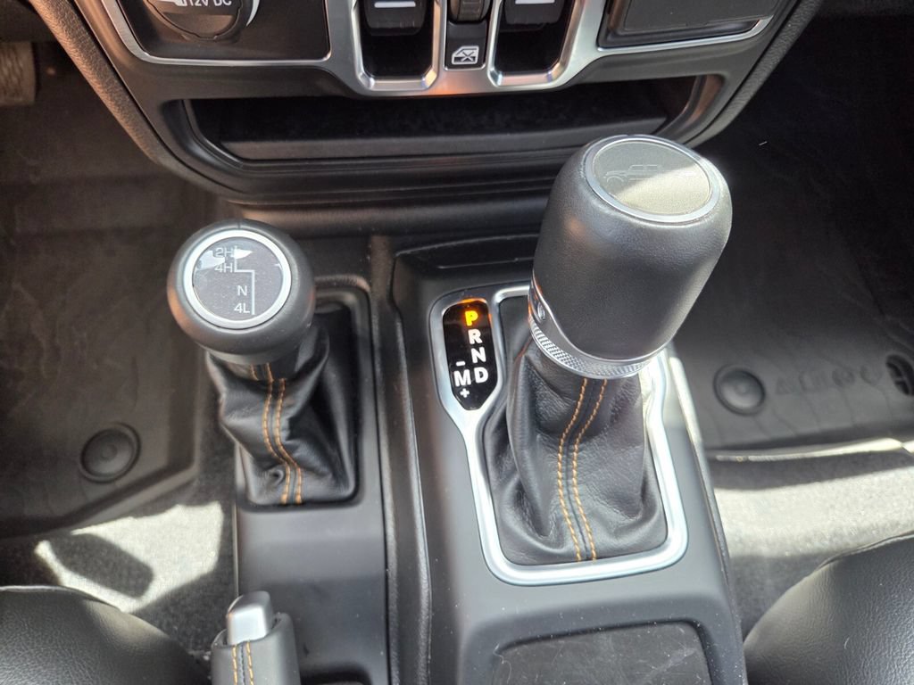 Used 2023 Jeep Gladiator Overland AWD/4WD image 28