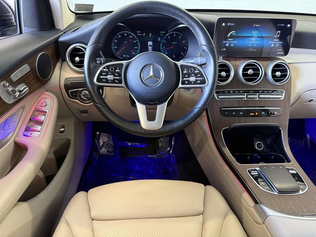 Used 2021 Mercedes-Benz GLC 300 4MATIC image 4