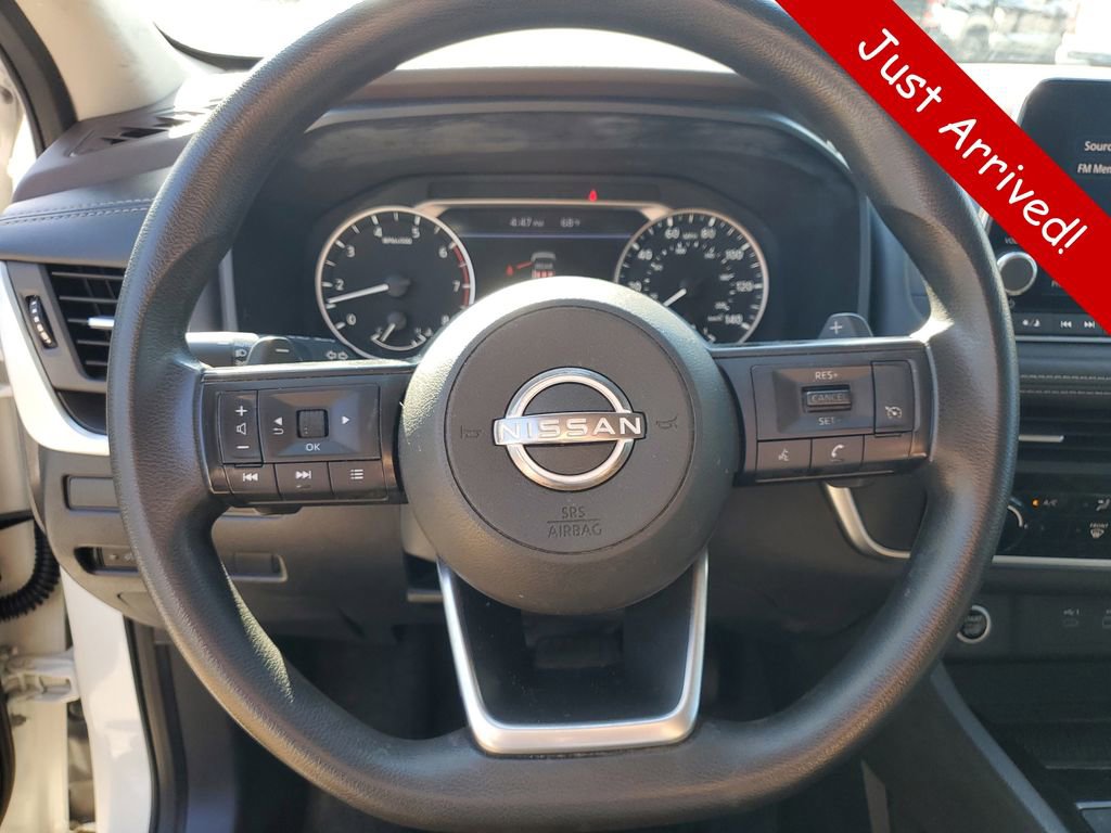 Used 2023 Nissan Rogue S FWD image 21